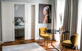 Arbio I Design Apart near Deutsche Oper Berlin